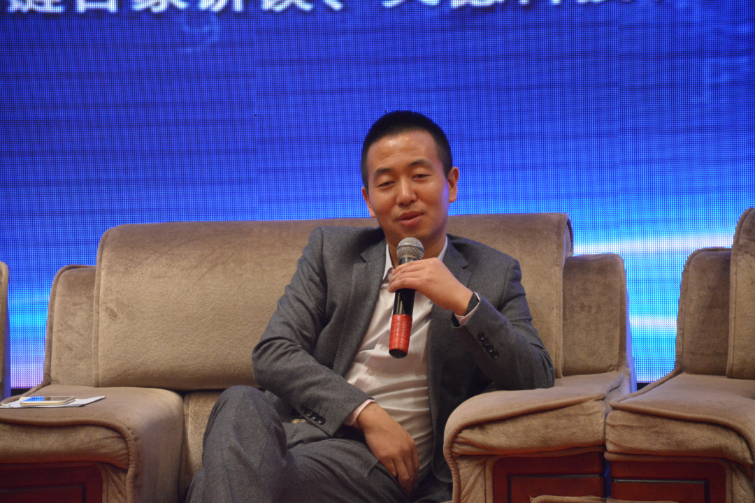 聚英国际