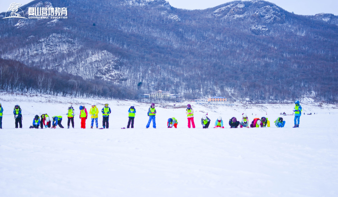 一起在雪地里驰骋飞翔-6天5晚滑雪冬令营