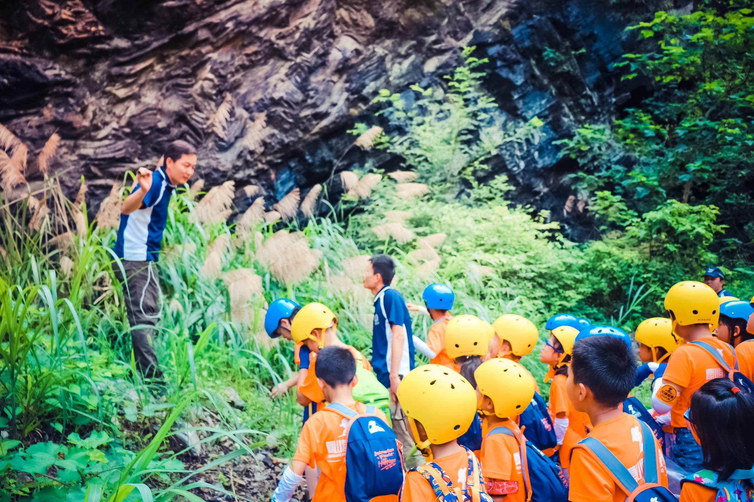 地质探索主题夏令营——去东黄山挖掘岩层的秘密