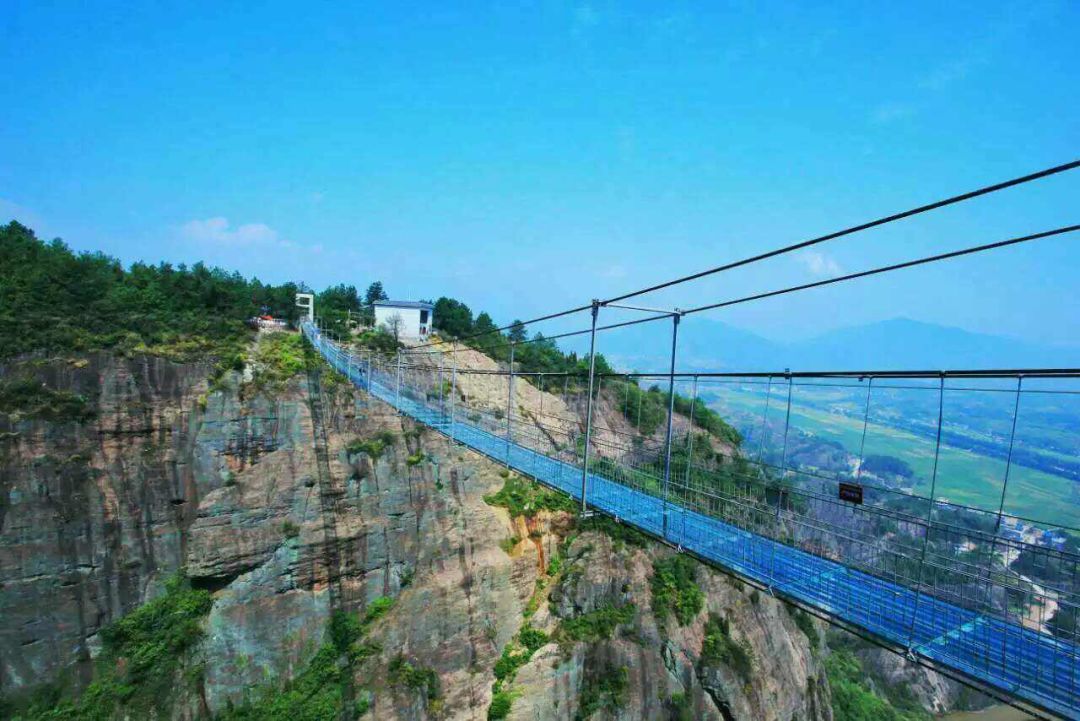 玻璃桥景区石牛寨 九岭温泉精品纯玩两日游