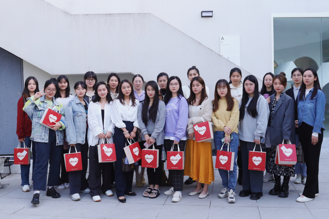 春日如伊·似花绽放|信立恒咨询 2023年妇女节活动简讯(图3)