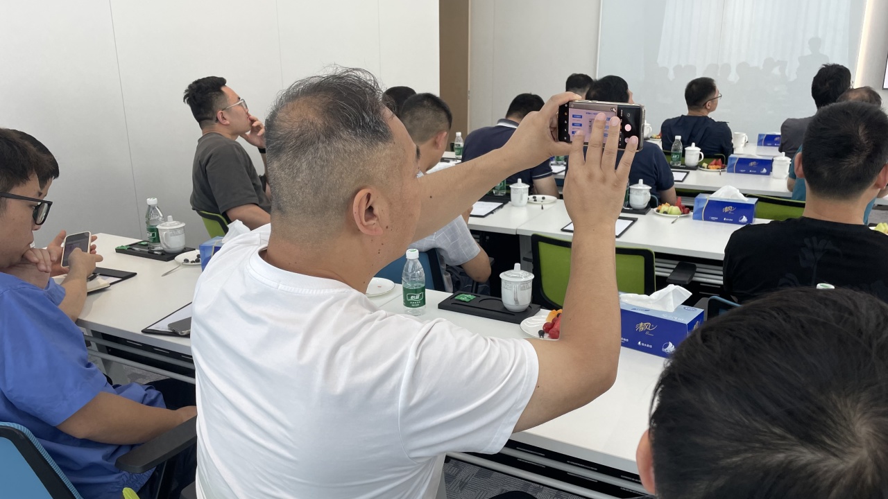 中策橡胶集团x英孚康 深化战略合作，共建橡胶设备国产化替代新生态