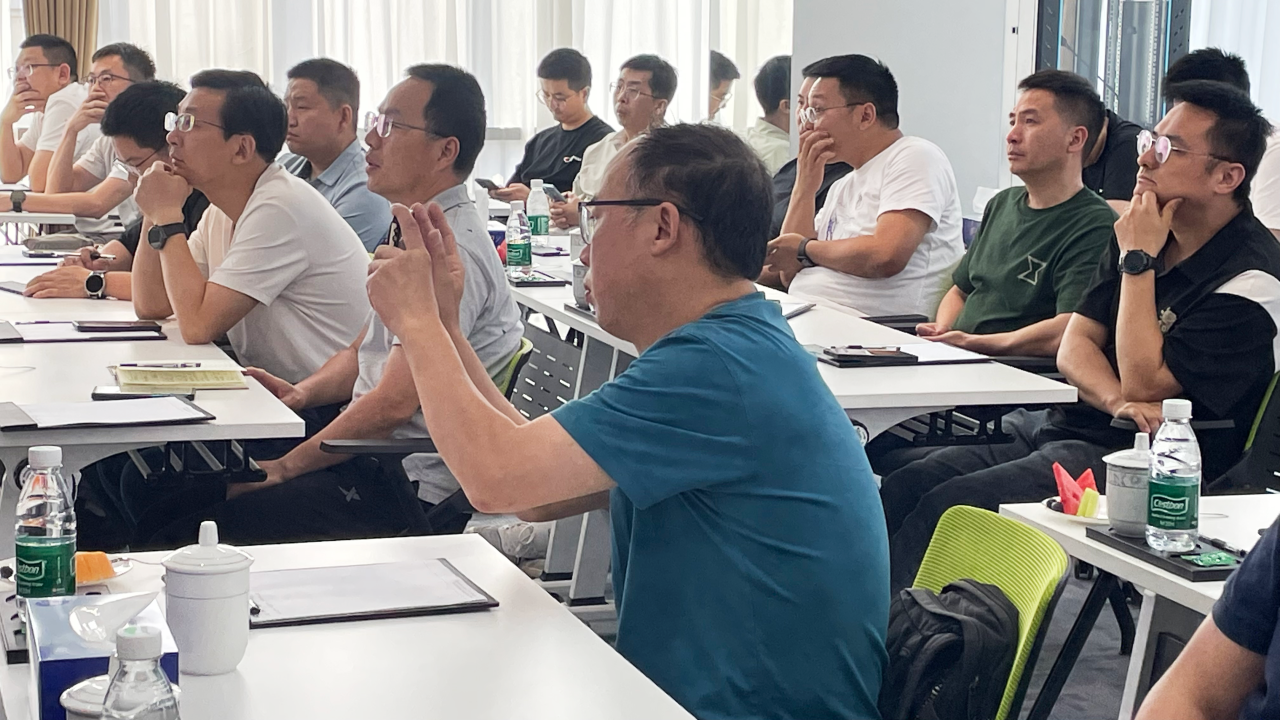 中策橡胶集团x英孚康 深化战略合作，共建橡胶设备国产化替代新生态