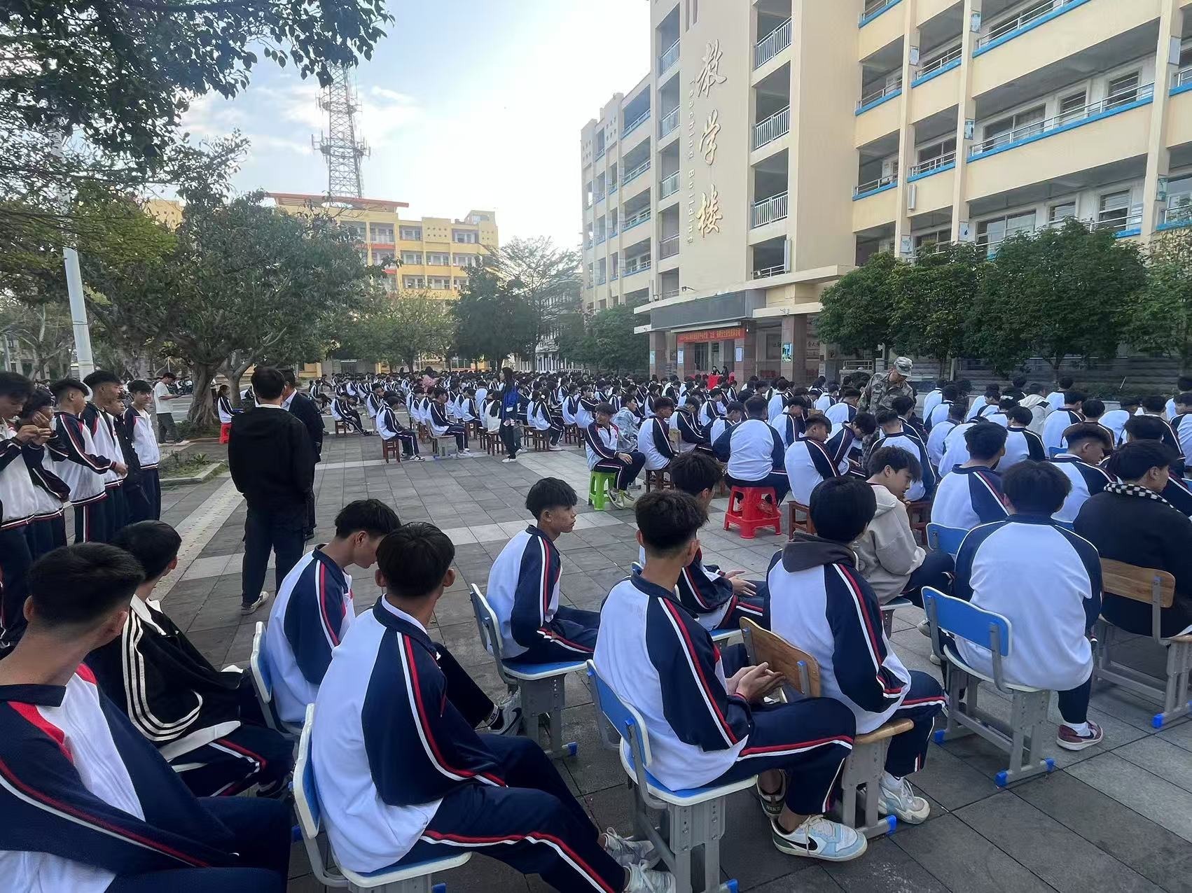 2025年昌江职业教育中心开展“元旦”假期安全宣传教育活动(图6)