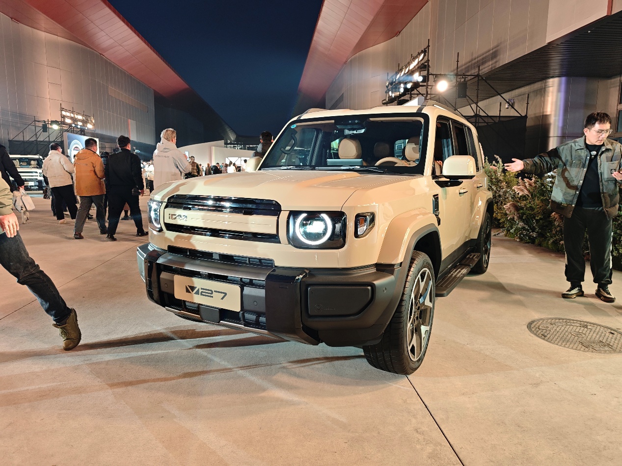 地平线HSD全新量产车型iCAR V27正式上市 售价16.98万元起