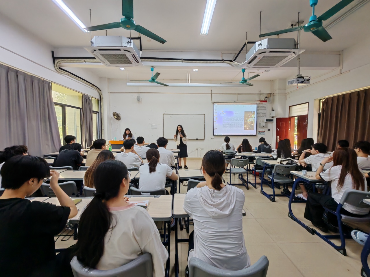 名企进校园｜广州酒家走进经管学院，搭建校企共育人才桥梁