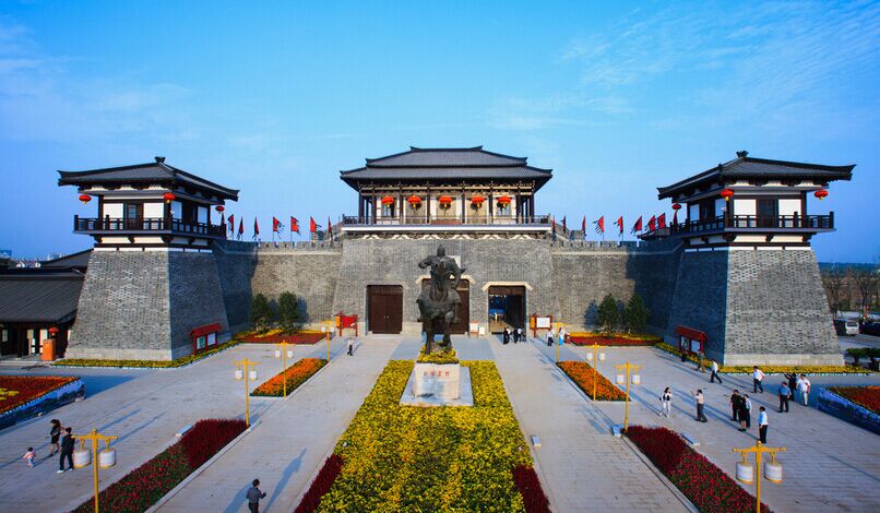 台儿庄古城 大战纪念馆 衲田花海 项王故里 窑湾古镇纯玩二日